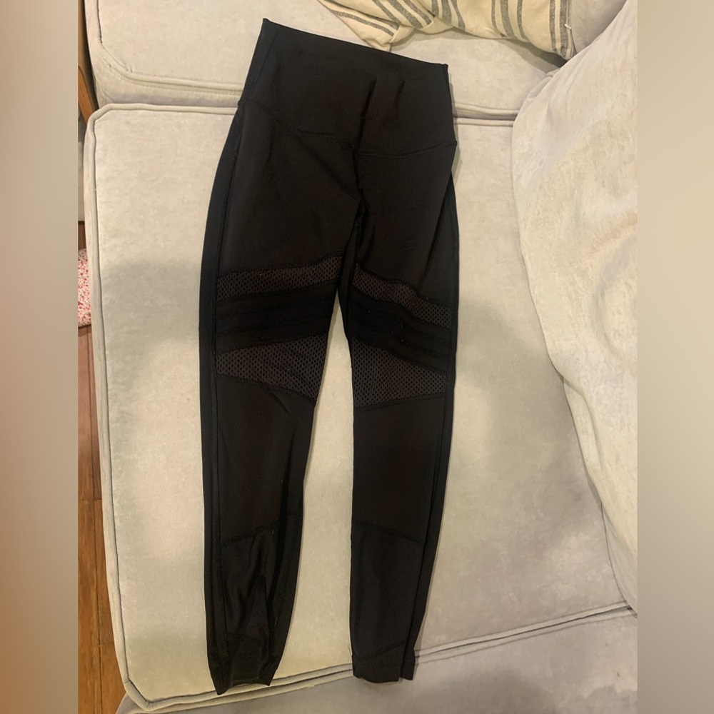 Lululemon Black Align Pants with Pattern